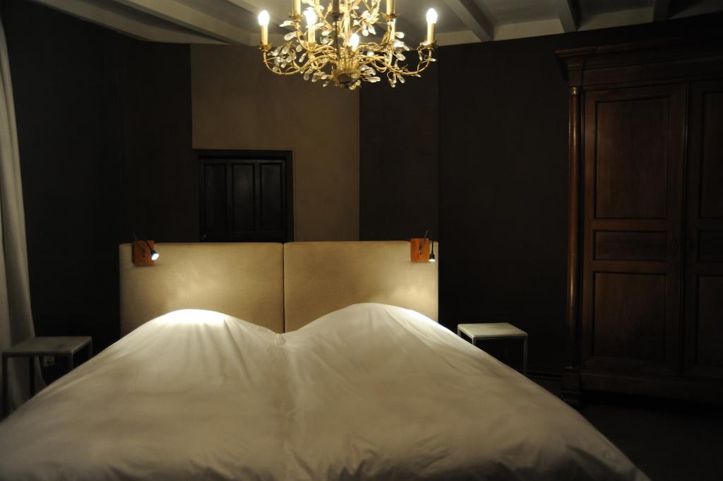 Chateau De Lerse Bed & Breakfast Perignac  Oda fotoğraf